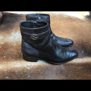 Men’s brwn Gucci boots size 8 D.  Fits U.S. size 9